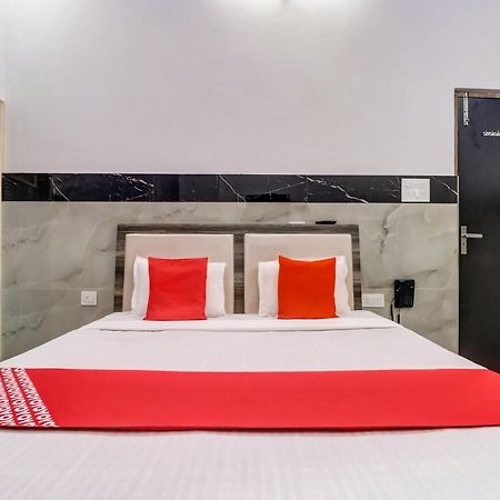 Oyo Flagship 83121 Hotel Rose Vip Saharanpur Εξωτερικό φωτογραφία