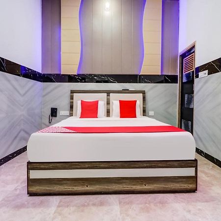 Oyo Flagship 83121 Hotel Rose Vip Saharanpur Εξωτερικό φωτογραφία