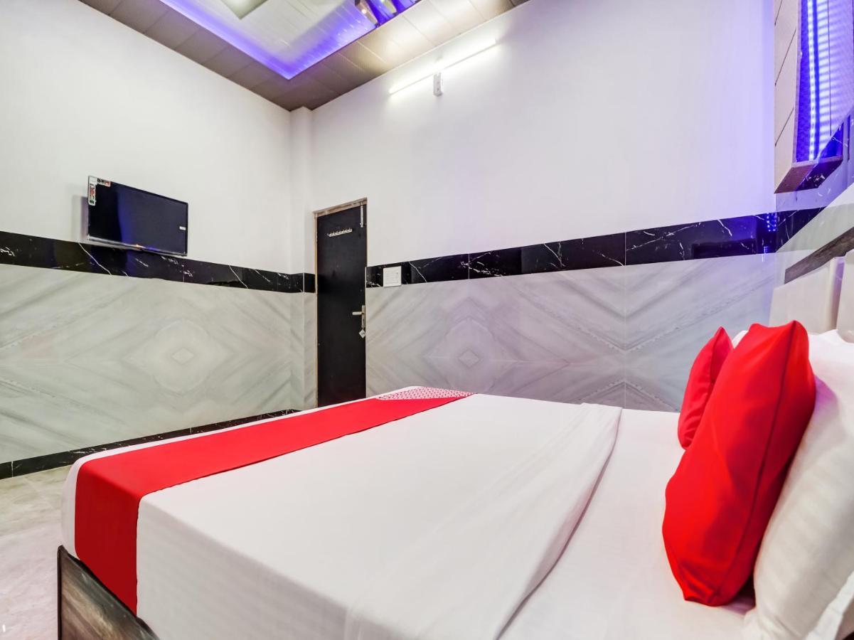 Oyo Flagship 83121 Hotel Rose Vip Saharanpur Εξωτερικό φωτογραφία
