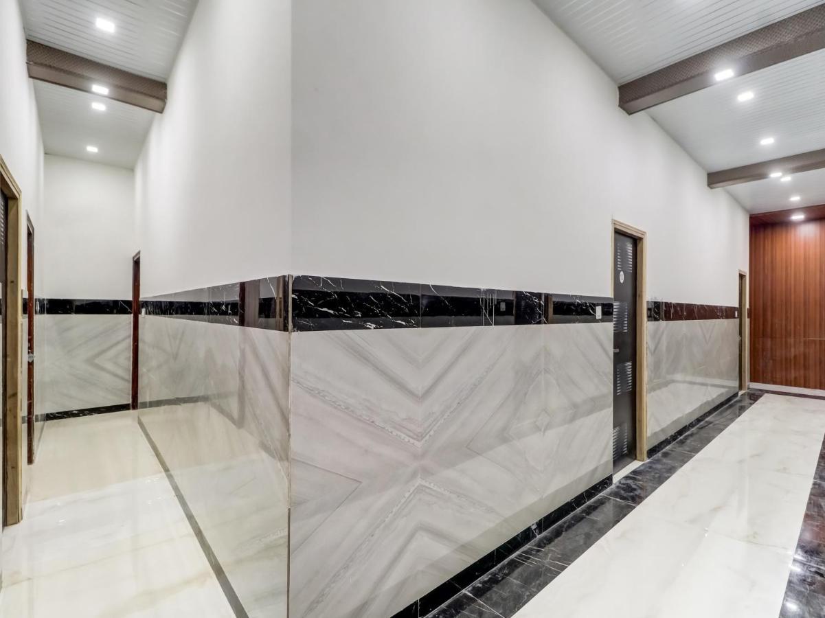 Oyo Flagship 83121 Hotel Rose Vip Saharanpur Εξωτερικό φωτογραφία