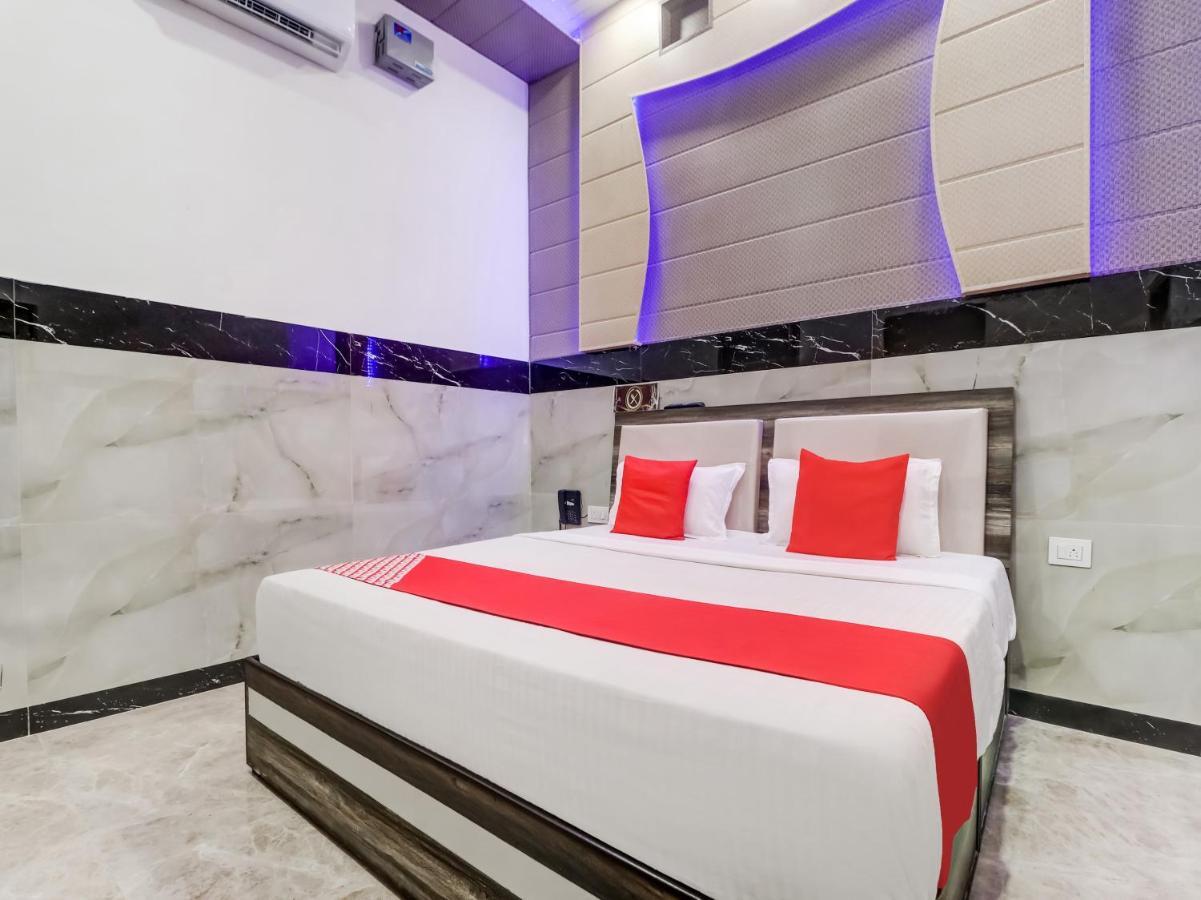 Oyo Flagship 83121 Hotel Rose Vip Saharanpur Εξωτερικό φωτογραφία